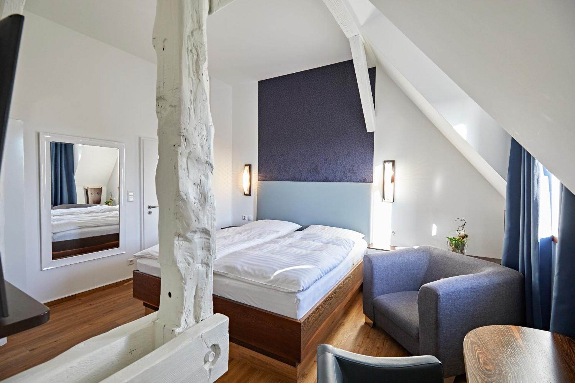 Hotel Zur Wartburg Rheda-Wiedenbrück Dış mekan fotoğraf