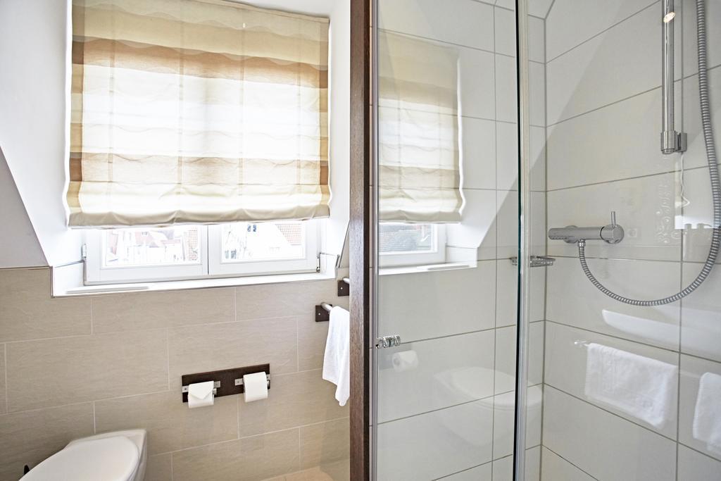 Hotel Zur Wartburg Rheda-Wiedenbrück Dış mekan fotoğraf
