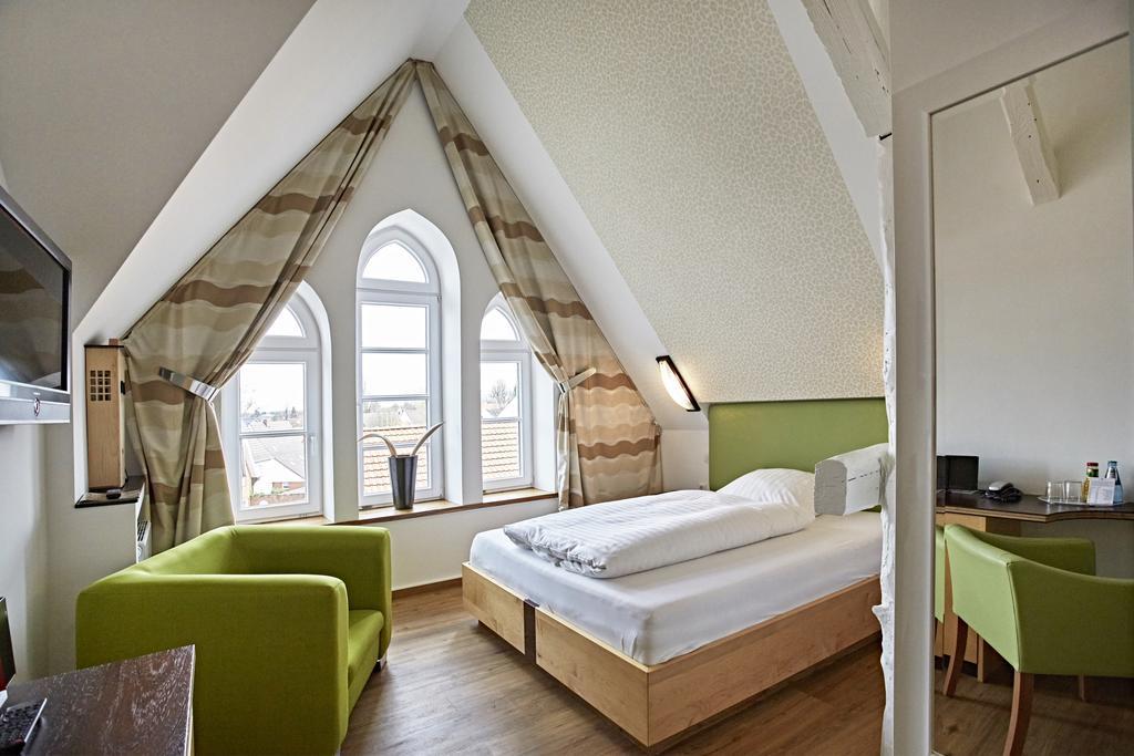 Hotel Zur Wartburg Rheda-Wiedenbrück Dış mekan fotoğraf