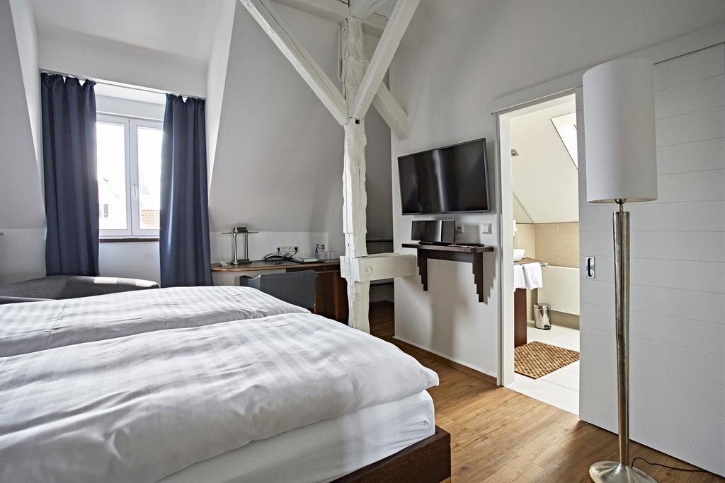 Hotel Zur Wartburg Rheda-Wiedenbrück Dış mekan fotoğraf