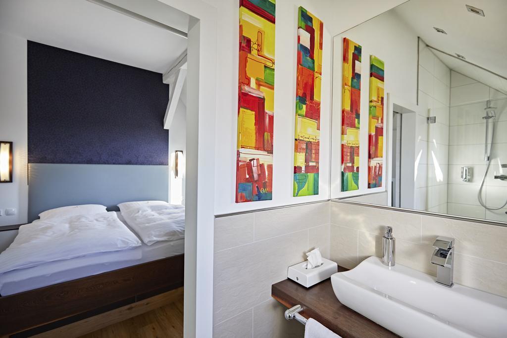 Hotel Zur Wartburg Rheda-Wiedenbrück Dış mekan fotoğraf