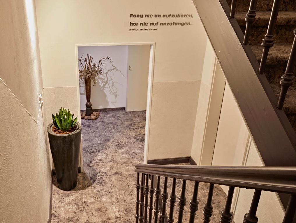 Hotel Zur Wartburg Rheda-Wiedenbrück Dış mekan fotoğraf