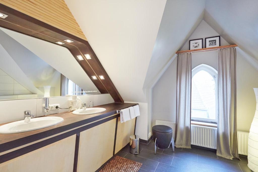 Hotel Zur Wartburg Rheda-Wiedenbrück Dış mekan fotoğraf